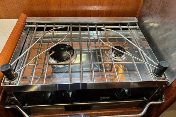 36ft Hunter Yacht For Sale