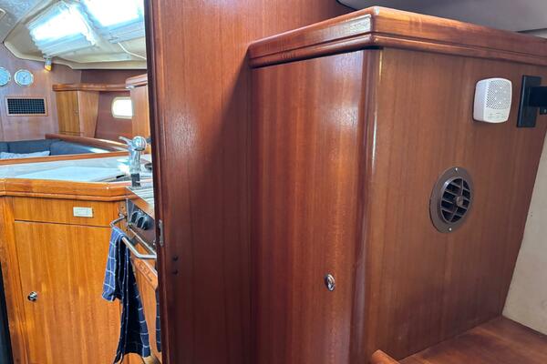 36ft Hunter Yacht For Sale