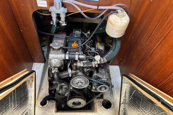 36ft Hunter Yacht For Sale