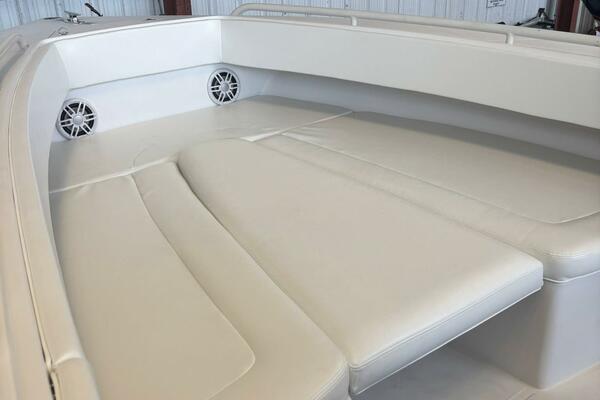 31ft Jupiter Yacht For Sale