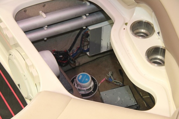 26ft Chaparral Yacht For Sale