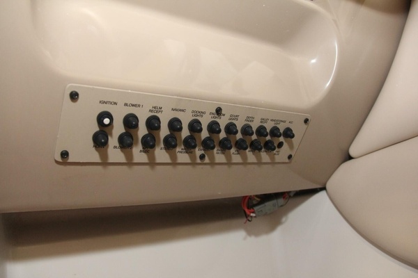 26ft Chaparral Yacht For Sale