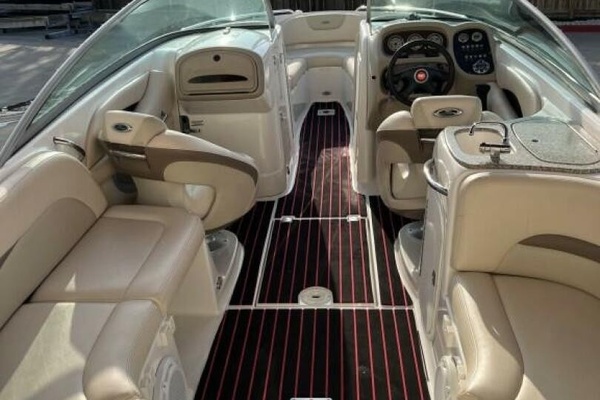 26ft Chaparral Yacht For Sale
