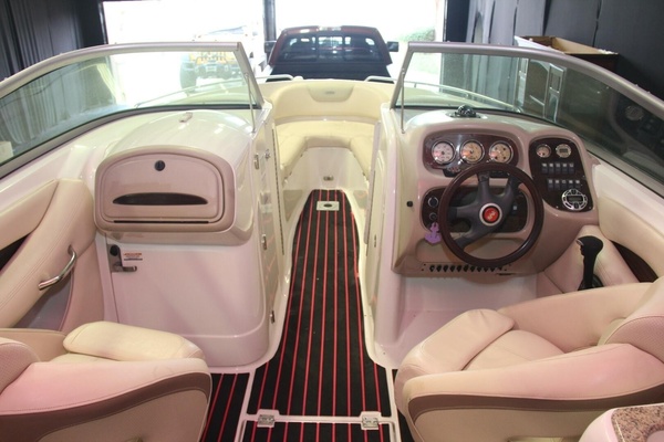 26ft Chaparral Yacht For Sale
