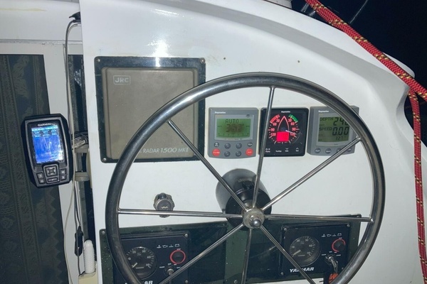 Ali Kat 35ft Wildcat Yacht For Sale