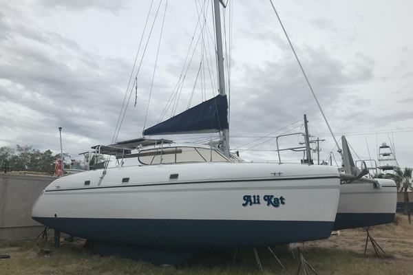 Ali Kat 35ft Wildcat Yacht For Sale