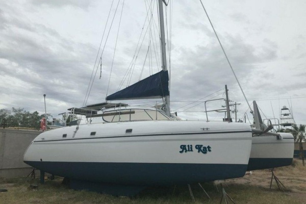 Ali Kat 35ft Wildcat Yacht For Sale