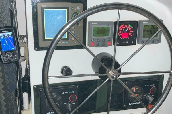 Ali Kat 35ft Wildcat Yacht For Sale