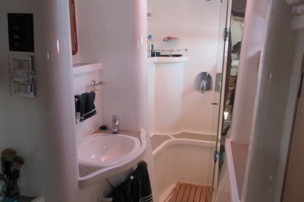 42ft Africat Marine Yacht For Sale 42ft Africat Marine Yacht For Sale