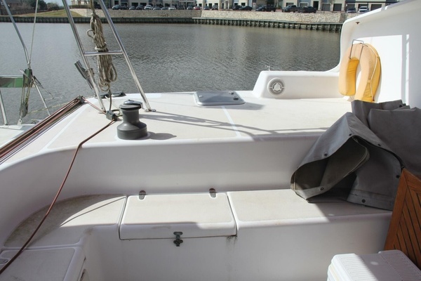 Chasing The Dream 47ft Voyage Yachts Yacht For Sale