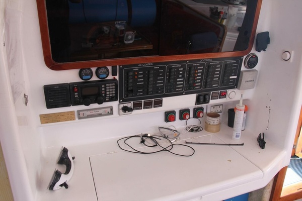 Chasing The Dream 47ft Voyage Yachts Yacht For Sale
