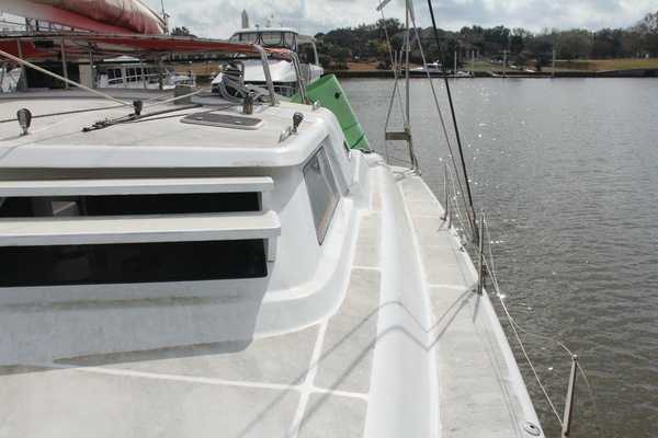 Chasing The Dream 47ft Voyage Yachts Yacht For Sale
