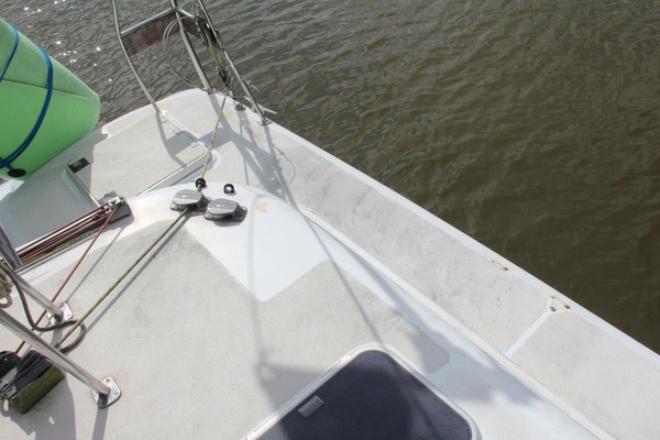 Chasing The Dream 47ft Voyage Yachts Yacht For Sale