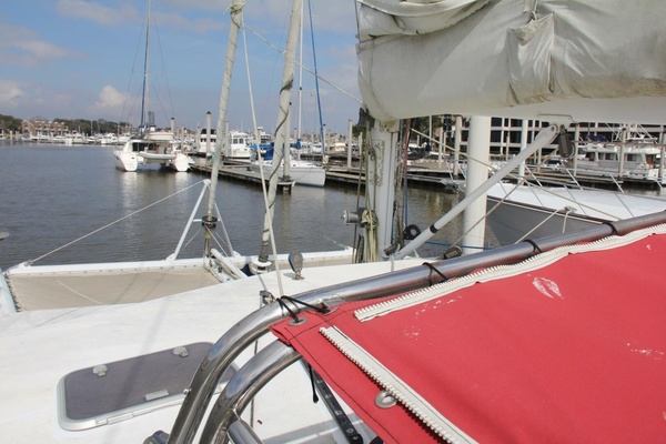 Chasing The Dream 47ft Voyage Yachts Yacht For Sale