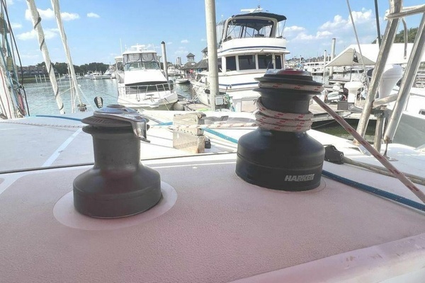Chasing The Dream 47ft Voyage Yachts Yacht For Sale