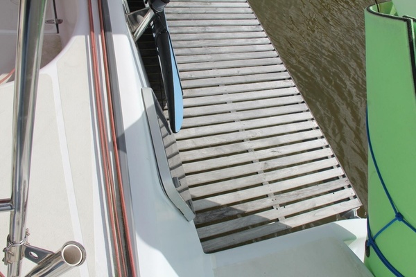 Chasing The Dream 47ft Voyage Yachts Yacht For Sale
