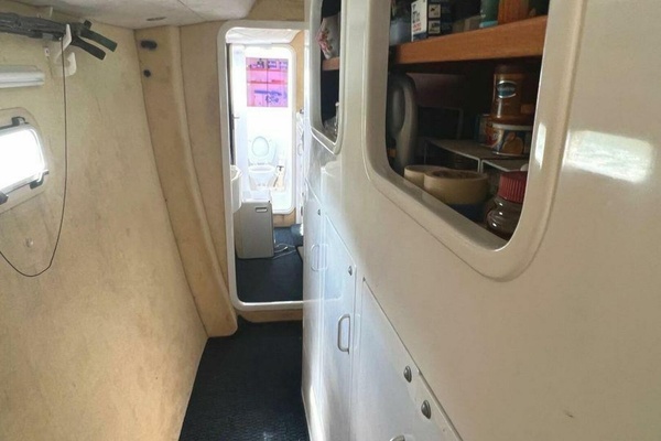 Chasing The Dream 47ft Voyage Yachts Yacht For Sale