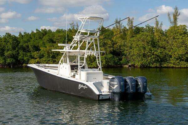 2015 Yellowfin 39