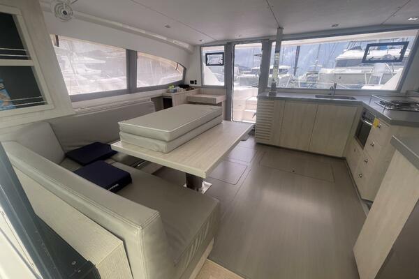 Wahican 40ft Leopard Yacht For Sale