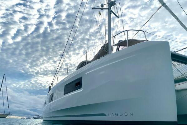 Photo of the 2021 Lagoon 46