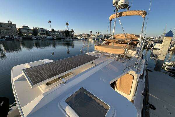 Ranger Tugs R-31 CB Yacht For Sale