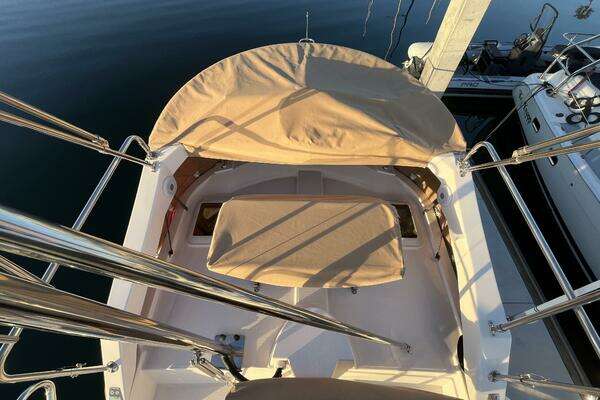 Ranger Tugs R-31 CB Yacht For Sale