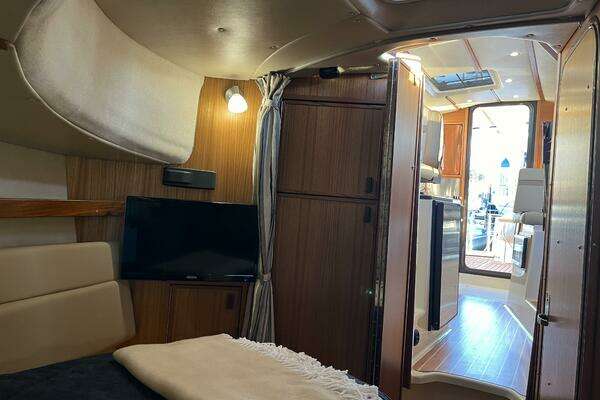 Ranger Tugs R-31 CB Yacht For Sale