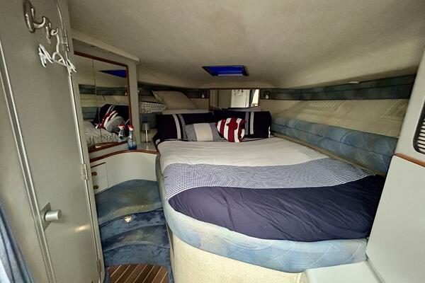 Silver Lining 35ft Sea Ray Yacht For Sale