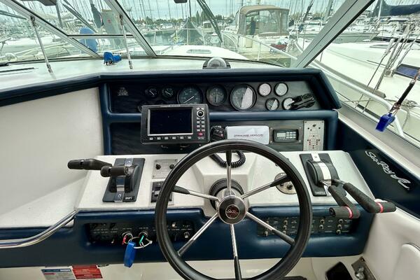 Silver Lining 35ft Sea Ray Yacht For Sale