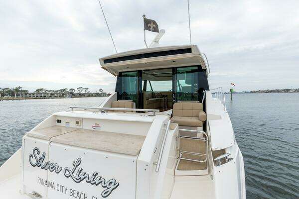 2015 Tiara Yachts 44