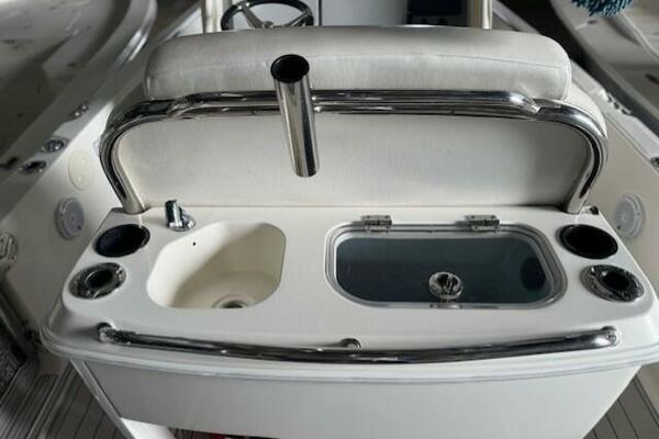 27ft Boston Whaler Yacht For Sale