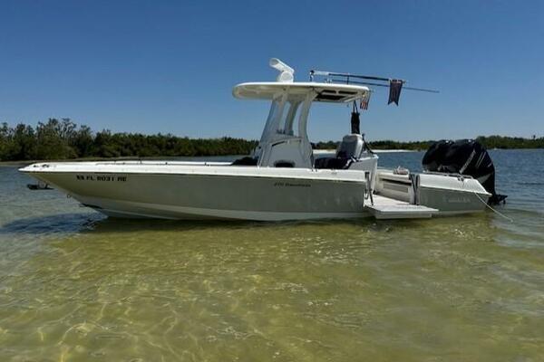 27ft Boston Whaler Yacht For Sale