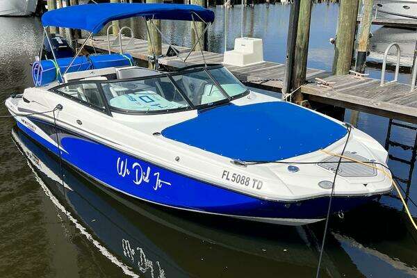 Photo of the 2022 Monterey M-45 "Sapphire hull"