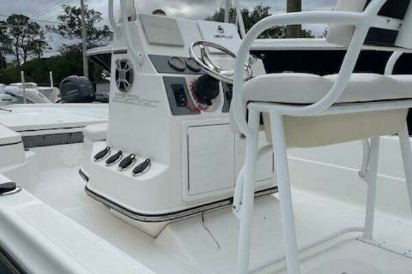 Photo of the 2015 Epic 22 Sport Console