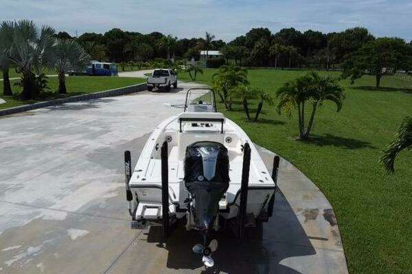 Photo of the 2022 Pathfinder 2300 HPS