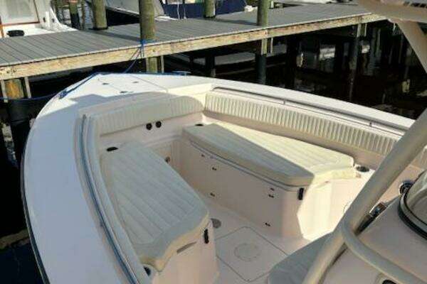 Photo of the 2014 Grady-White Canyon 306