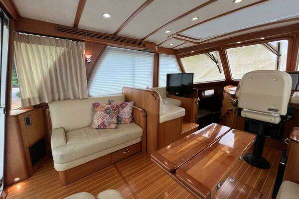 Photo of the 2013 Sabre 48 Salon Express