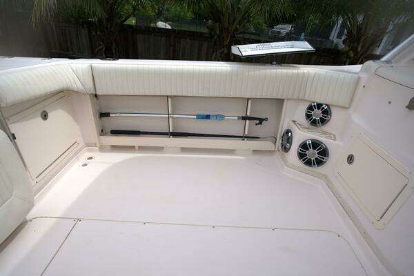 Photo of the 2007 Grady-White Express 330