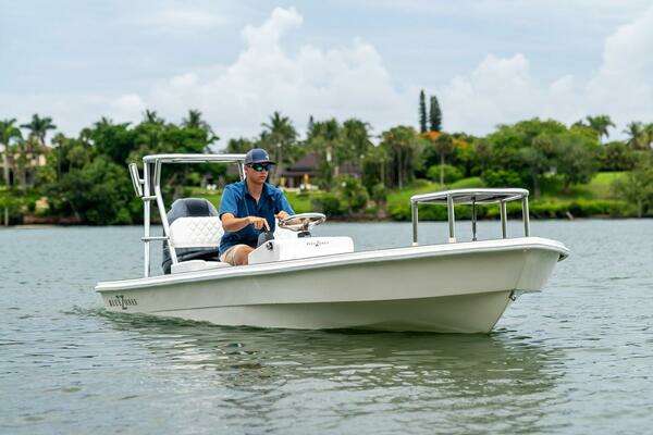 Photo of the 2025 BlueZones Boatworks 16' Flats