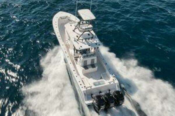 Photo of the 2022 Invincible 36 Open Fisherman