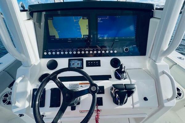 39ft Regulator Yacht For Sale 39ft Regulator Yacht For Sale