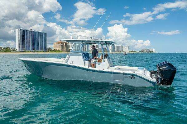Photo of the 2025 Billfish 39 Center Console w/Tower
