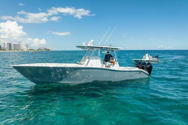 Photo of the 2025 Billfish 39 Center Console w/Tower