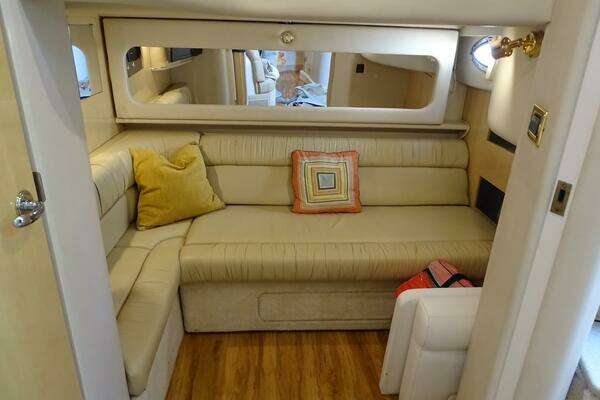 Photo of the 2001 Sea Ray 410 Sundancer