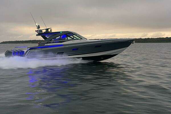 Photo of the 2024 Formula 430 Super Sport Crossover