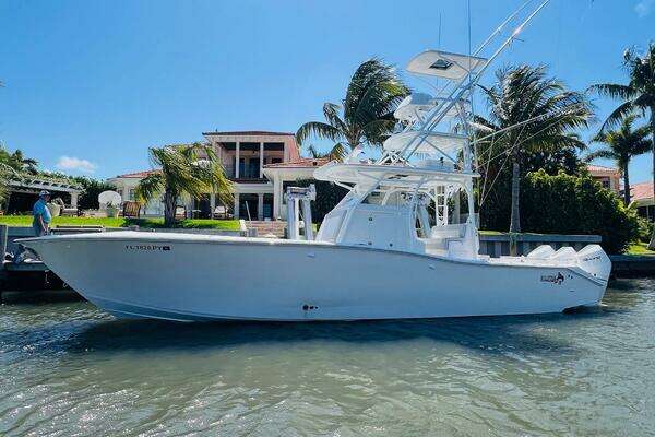 Photo of the 2015 Billfish 39 Custom CC