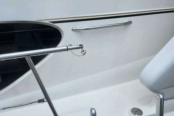 Photo of the 2003 Sea Ray 480 Motor Yacht