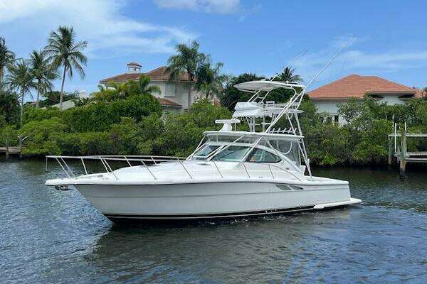 Photo of the 2003 Tiara Yachts 3800 Open