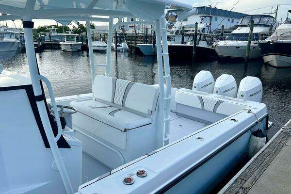 Photo of the 2024 Contender 39 ST