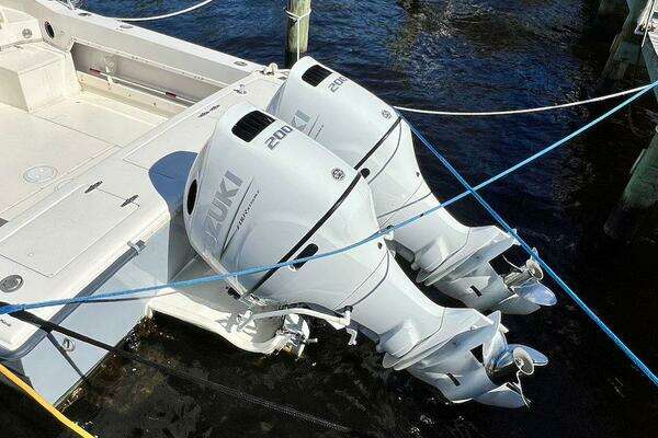 Photo of the 1988 Grady-White 25 SAILFISH